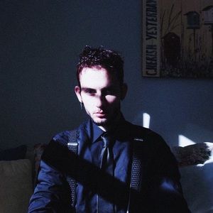 Meet your Posher, Elliot